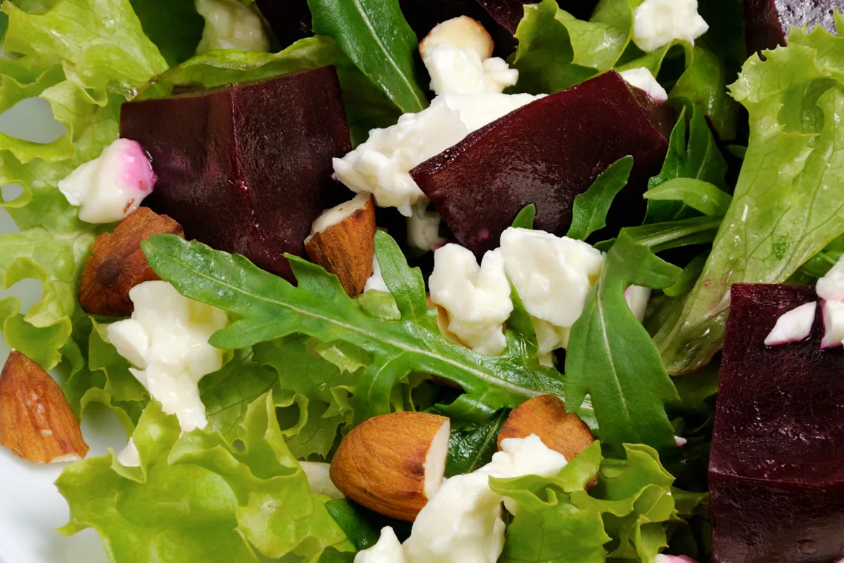 Img Ensalada con Almendras Naturales